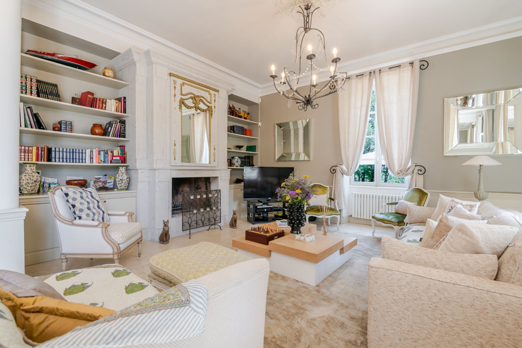 Le Petit Manoir villa photo.